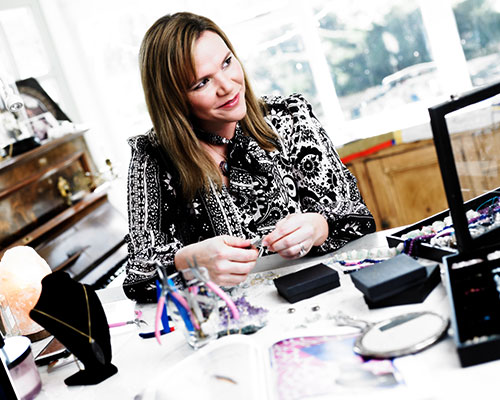 Kellie Daniels - SALOME DESIGNS: A CUT ABOVE